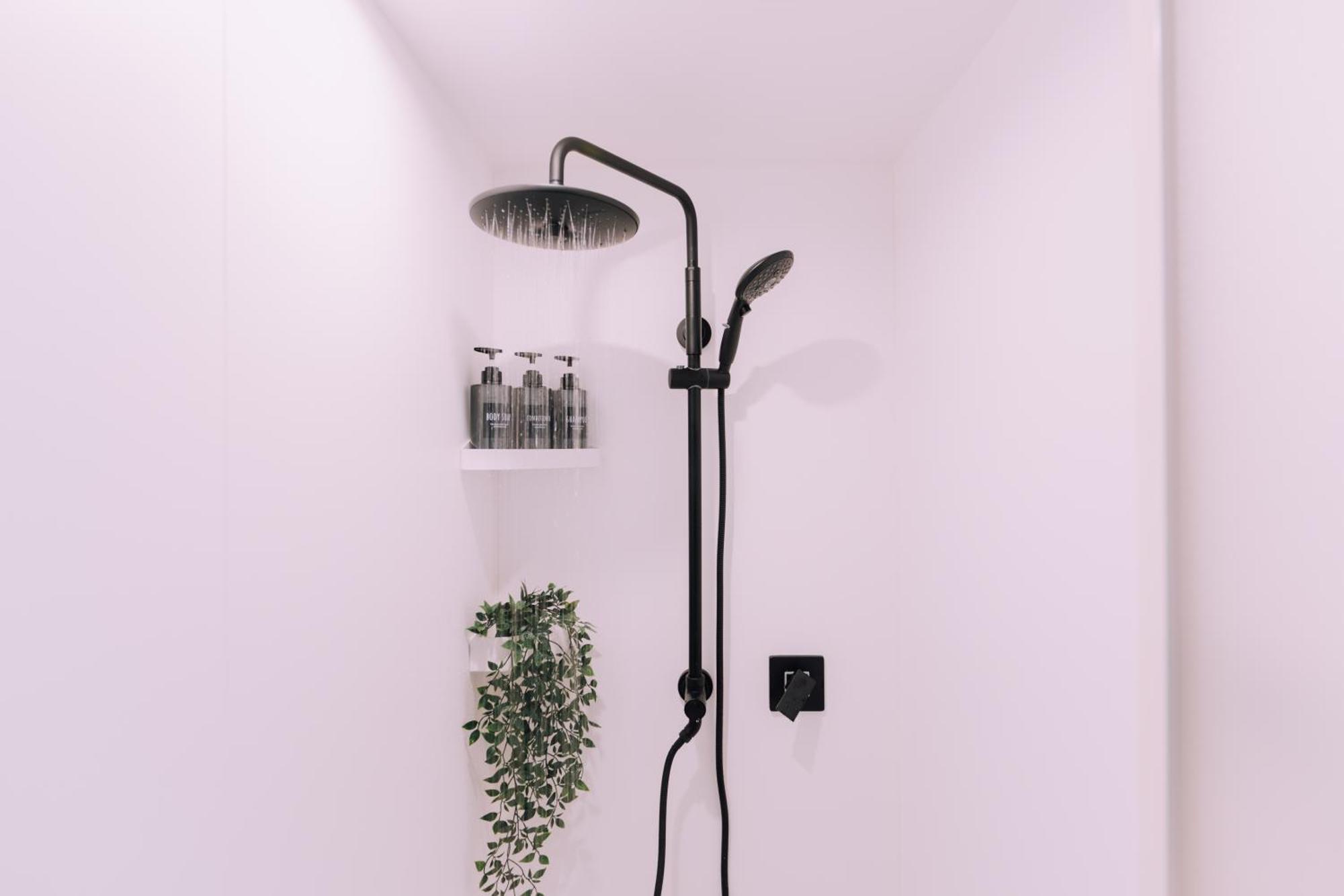 Minimalist Loft Namba Compact With A 24-hour Gym Ma902 Appartement Ōsaka